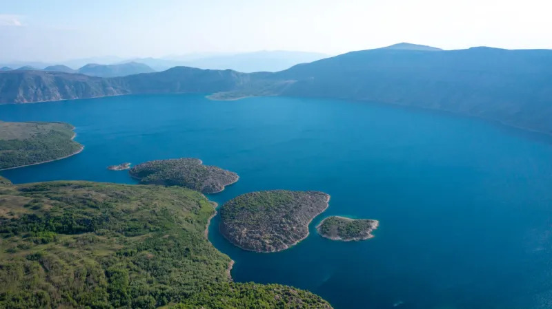 Bitlis Seyahat Rehberi 2026: Nemrut Krater Gölü ve Tarihi Kale